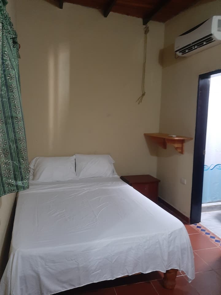 საძინებელი 1