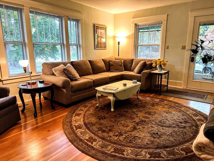 Cozy Craftsman In Downtown Coeur D’alene - Coeur d'Alene, ID