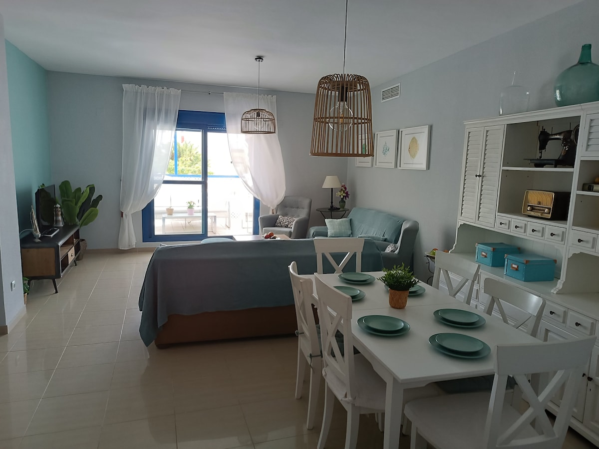 Erfolgreiche Airbnb-Immobilie: SPACIOUS APARTMENT IN COSTA BALLENA FROM THE BEACH in Rota