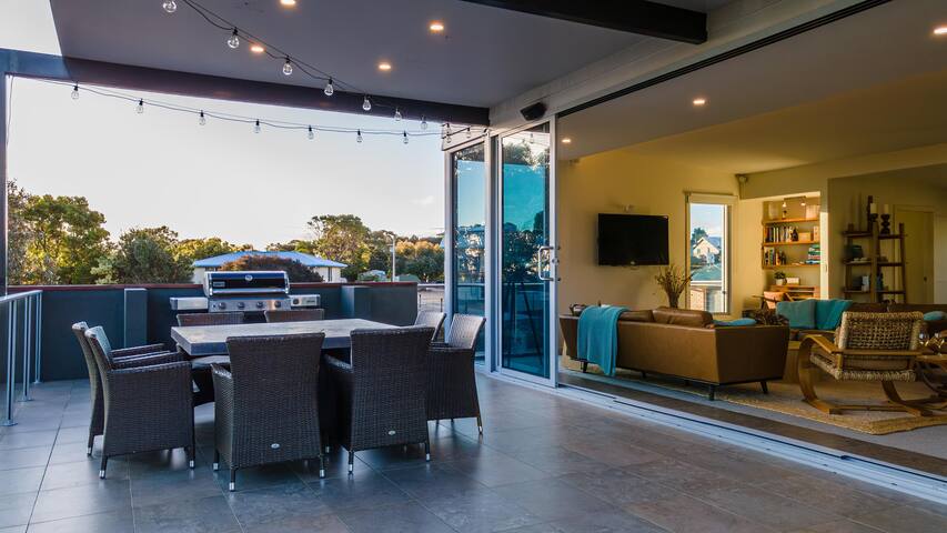 Burraneer – Freycinet Holiday Houses