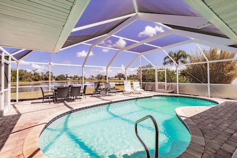 The Sunset Lake House/heated pool house