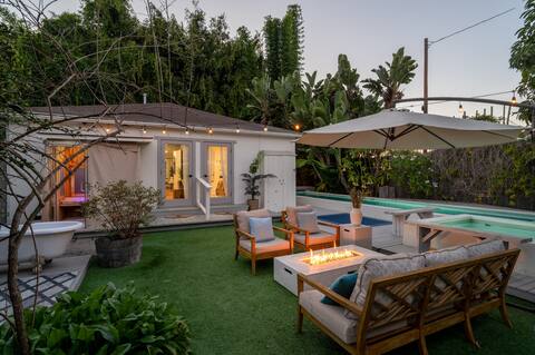 Secret Escape West LA Pool, Hot Tub, Sauna, Gym+