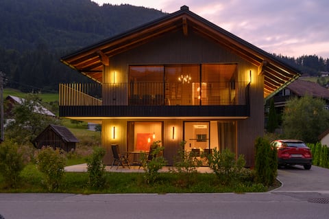DachStein bock exclusive apartment in front of the slopes