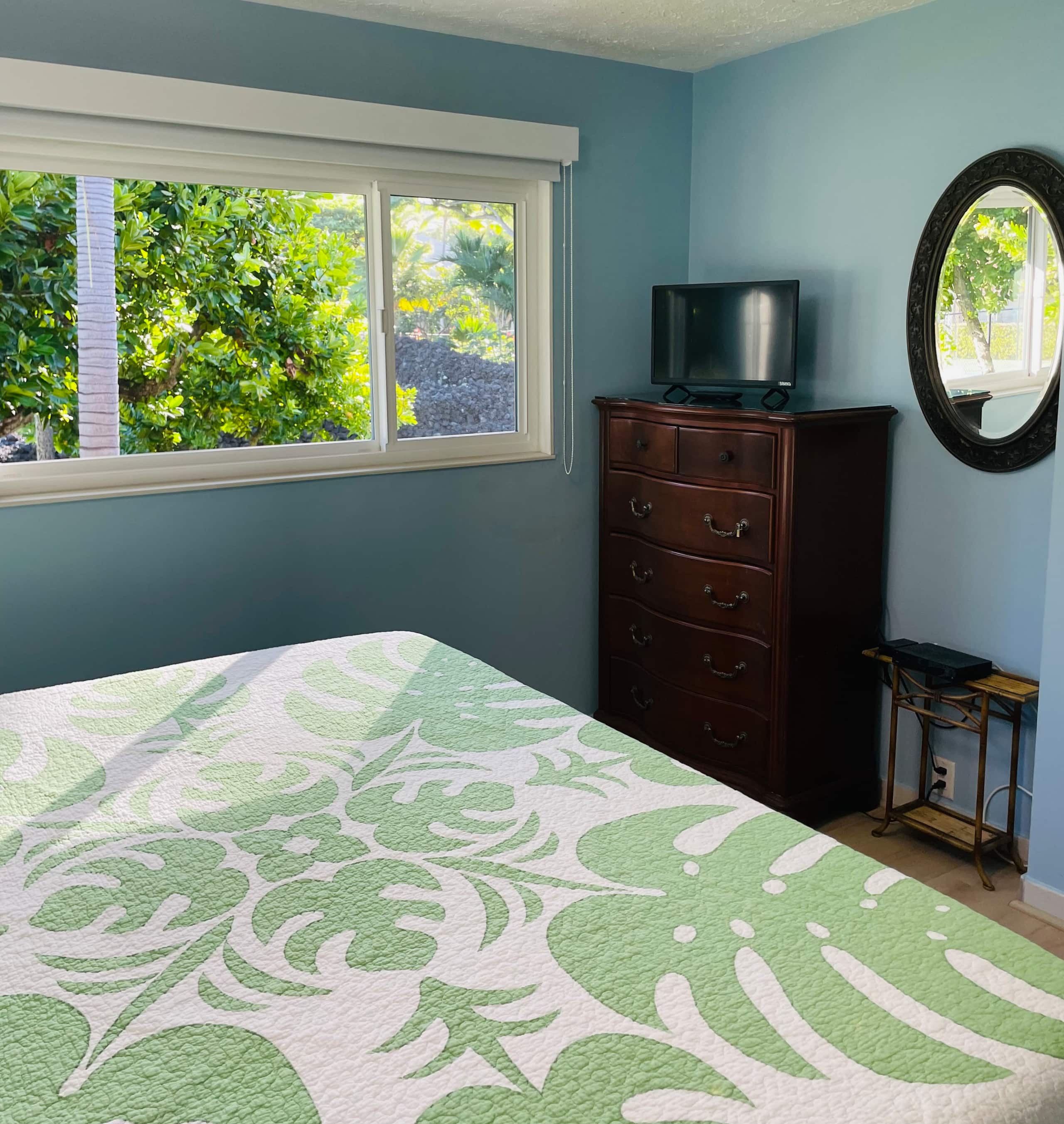 Condo in Kailua-Kona · ★4.95 · 2 bedrooms · 2 beds · 2 baths - Image 21