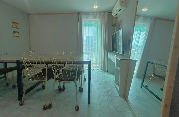 J Honor 3 명동역 5분 거리 3rooms/3bath /Living Room(3f) - Myeong-dong