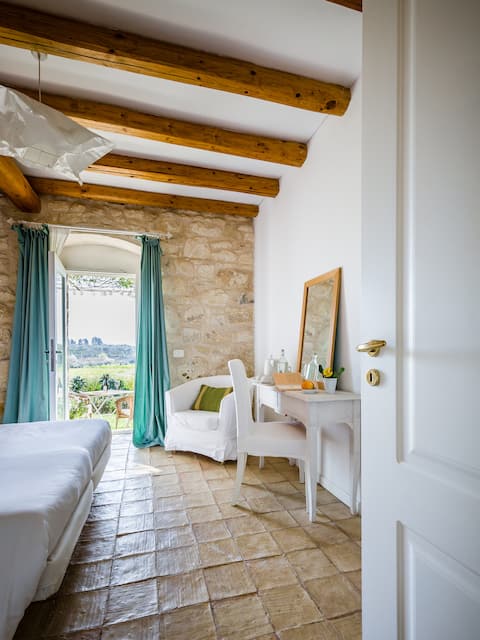 La Dolce Vita in Sicily!