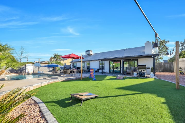 Must See! Large 3br Oasis With A Heated Pool - Chandler, AZ