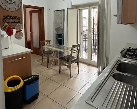 Proprietà Airbnb di successo: Movidart House a Gaeta