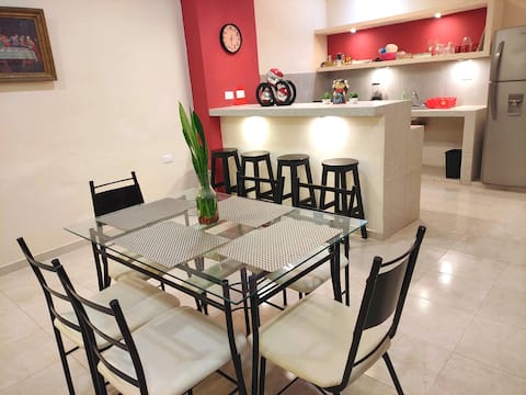 Boxito House with a pool