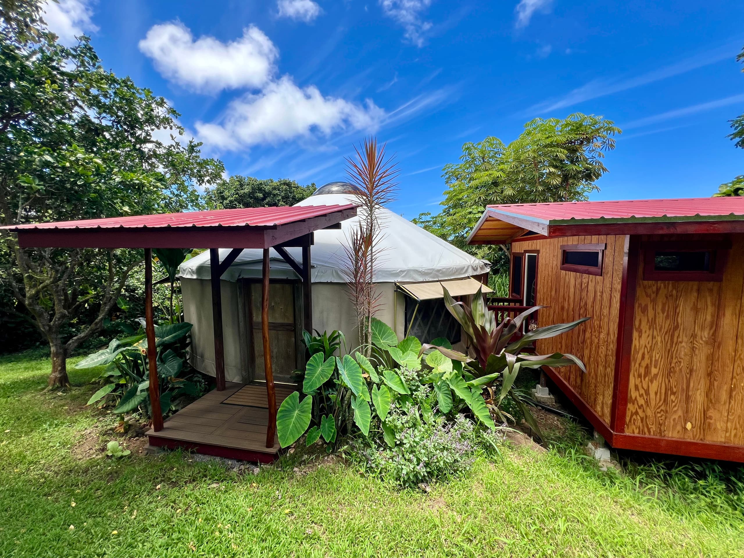 Magical farm retreat, stunning yurt & spa bathroom - Photo 28