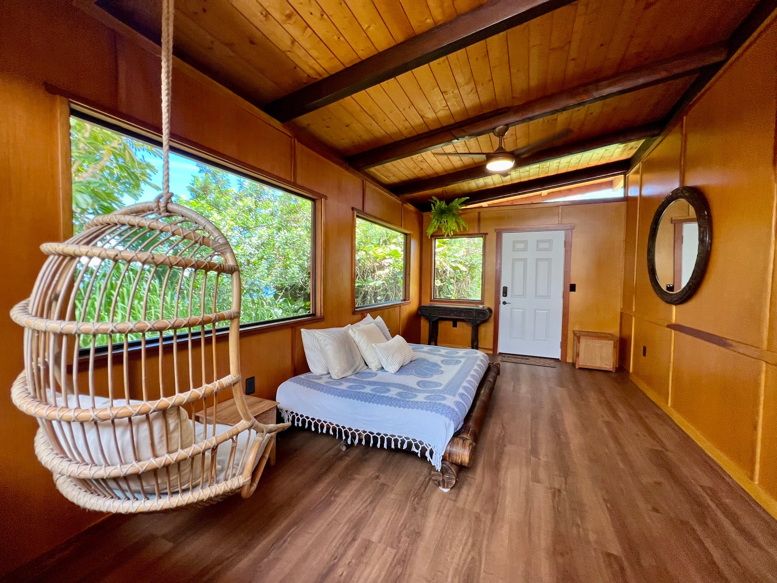 Magical farm retreat, stunning yurt & spa bathroom - Photo 7