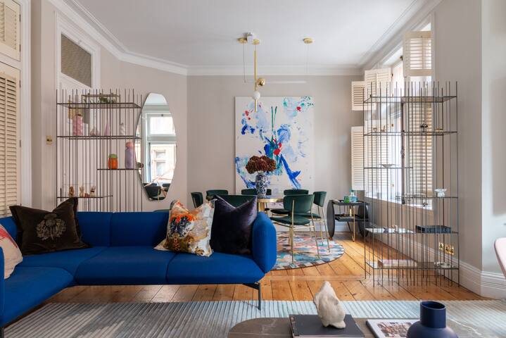 Luxury Condo in Soho with Secret Garden Access