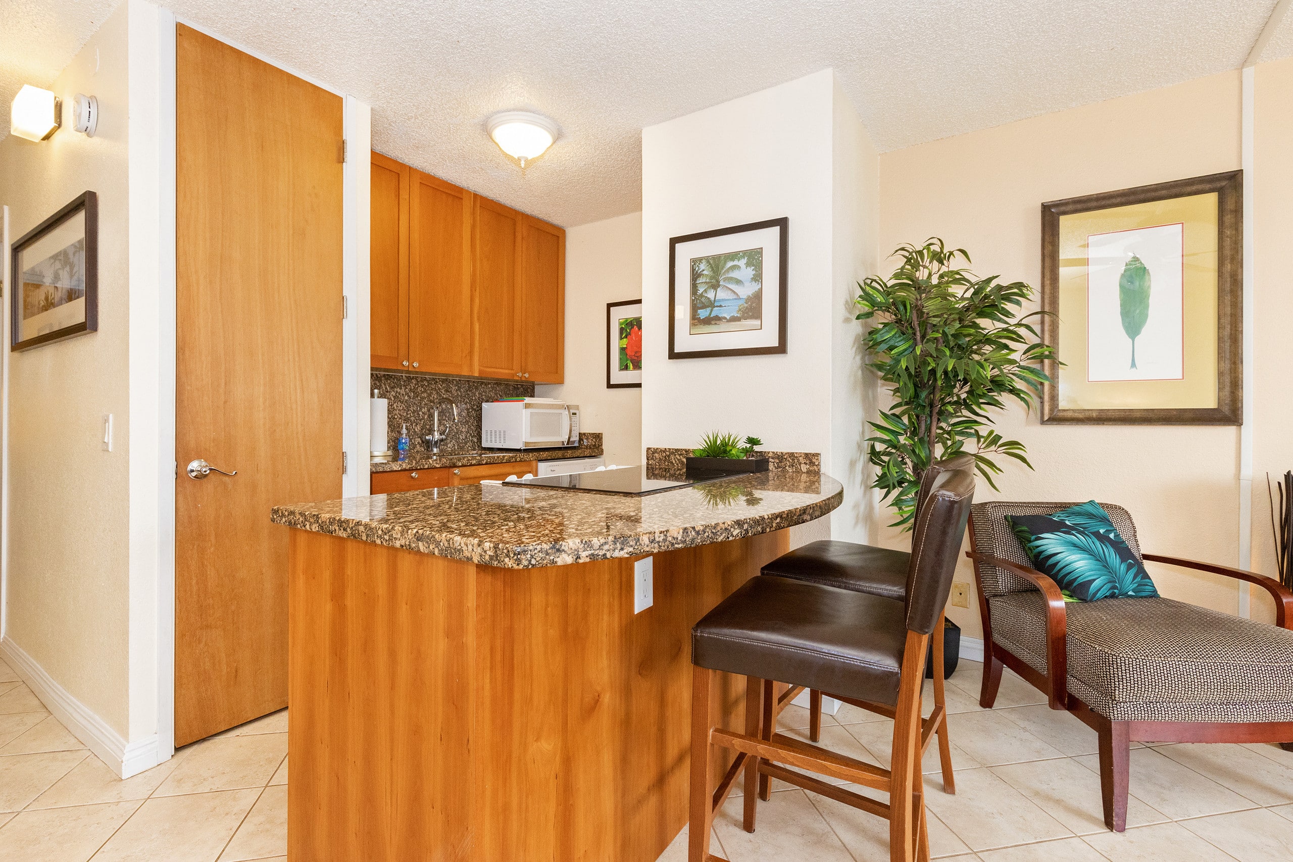 Condo in Kihei · ★4.85 · 1 bedroom · 1 bed · 1 private bath - Image 15