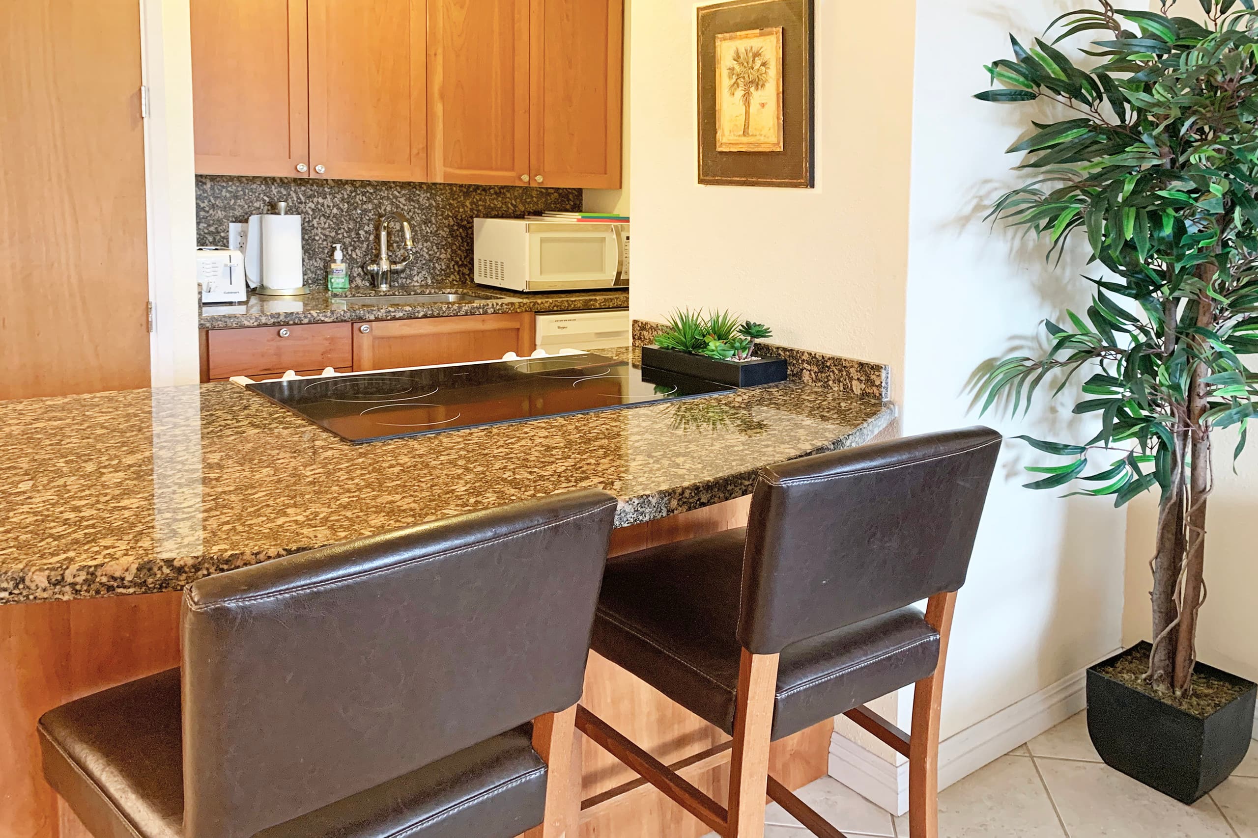 Condo in Kihei · ★4.85 · 1 bedroom · 1 bed · 1 private bath - Image 6