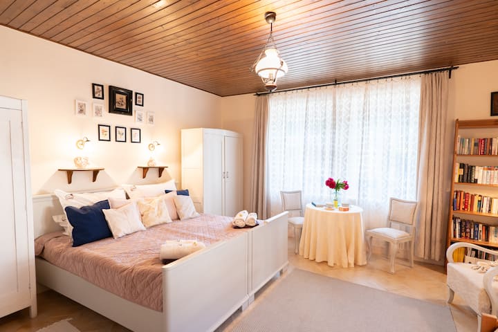 Спална соба 1