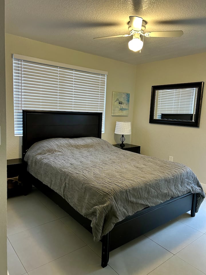 غرفة النوم 1