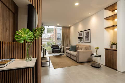 Top Airbnb: F°eel the Rhythm: A Salsa Capital Best Location! in Granada
