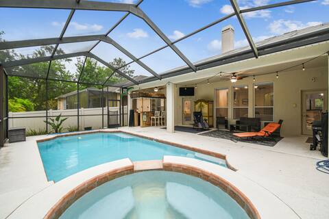 Relaxing Retreat, Land O Lakes | Pool & Spa