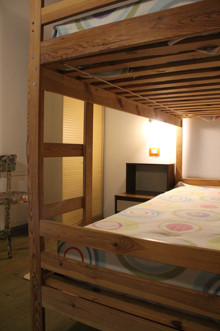 غرفة النوم 2