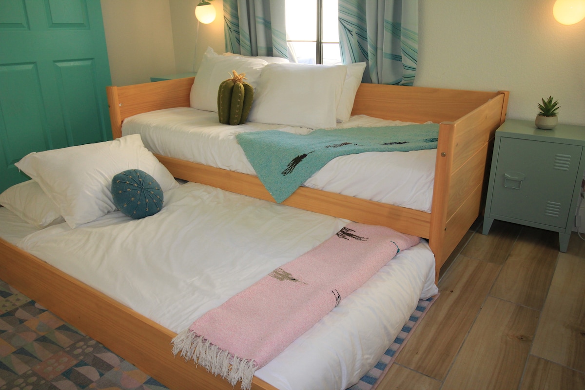 [Twin Bedroom] The twin trundle bed is a perfect toddler bed if needed and also works great for any child or small adult. 