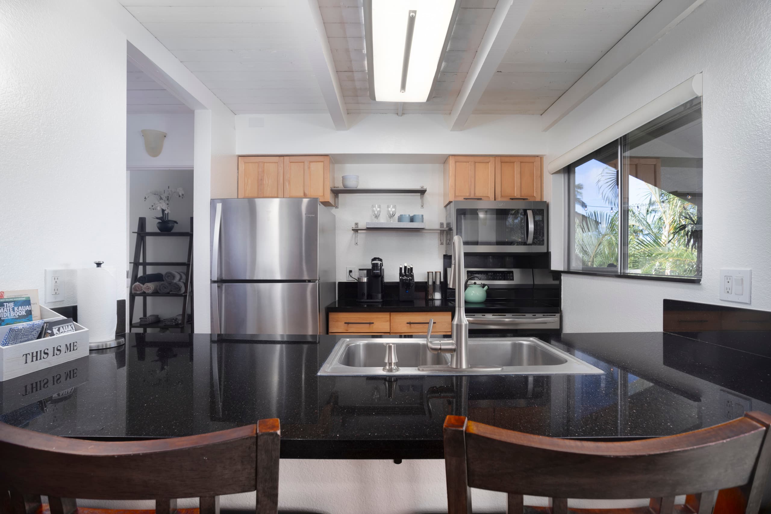 Condo in Princeville · ★4.95 · 2 bedrooms · 2 beds · 1.5 baths - Image 8