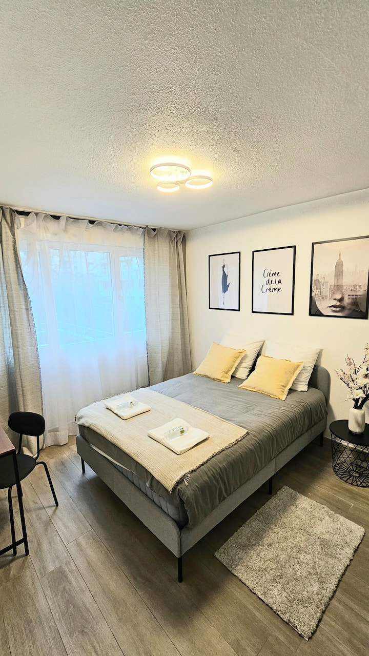 Studio 13 Arche De La Défense/wifi/tv/parking Free - Courbevoie
