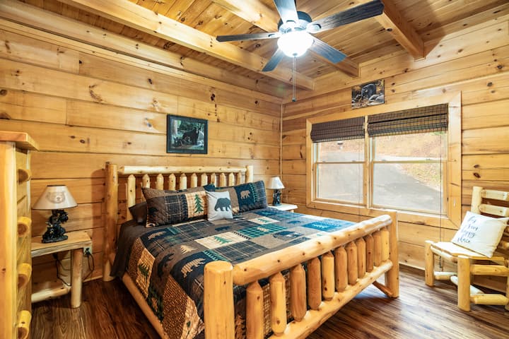  أساسية مع سرير بمقاس كينج وتلفزيون بث وحمام خاص