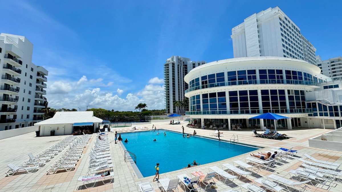 XL Studio w KingBed, Miami-Beach, FreeValetParking