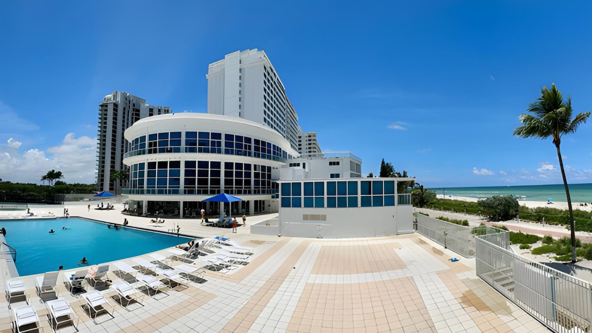 XL Studio w KingBed, Miami-Beach, FreeValetParking