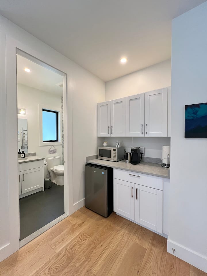 Hummingbird Oceanside Suites: David Peak Suite - Île Bowen