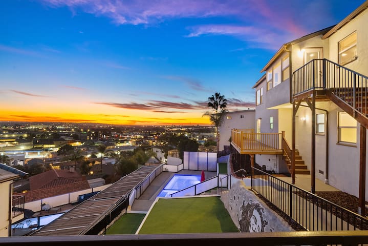 windows of the world. views, pool/spa and fun yard gallery image 3