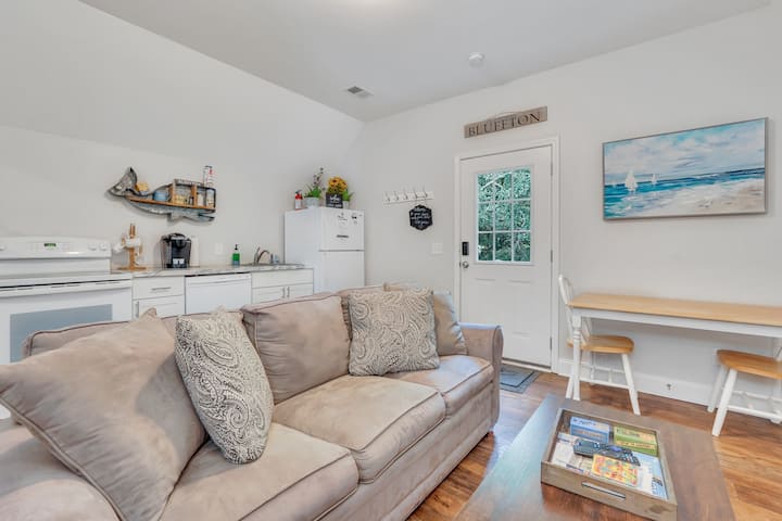 Beautiful Carriage House! Your Home Away From Home - Bluffton, SC
