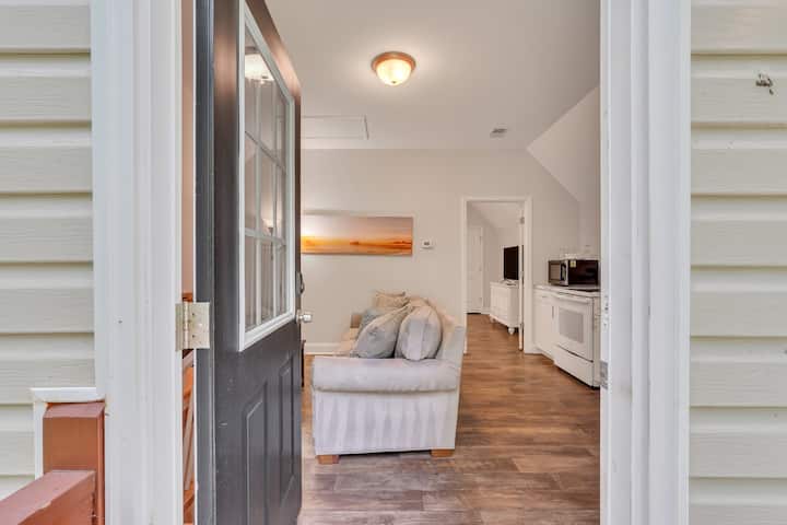 Beautiful Carriage House! Your Home Away From Home - Bluffton, SC