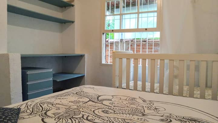 غرفة النوم 2