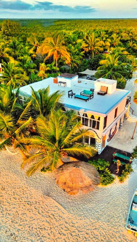 Nice room in front of the beach (Water)