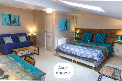 2 suites, Balnéo, 2SDB 3 WC, garage, 5 mins from Le Puy