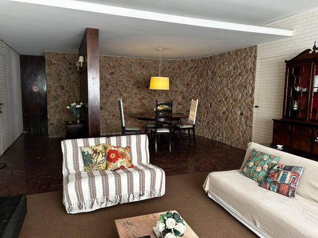 Refúgio em Copacabana – Conforto a passos da praia