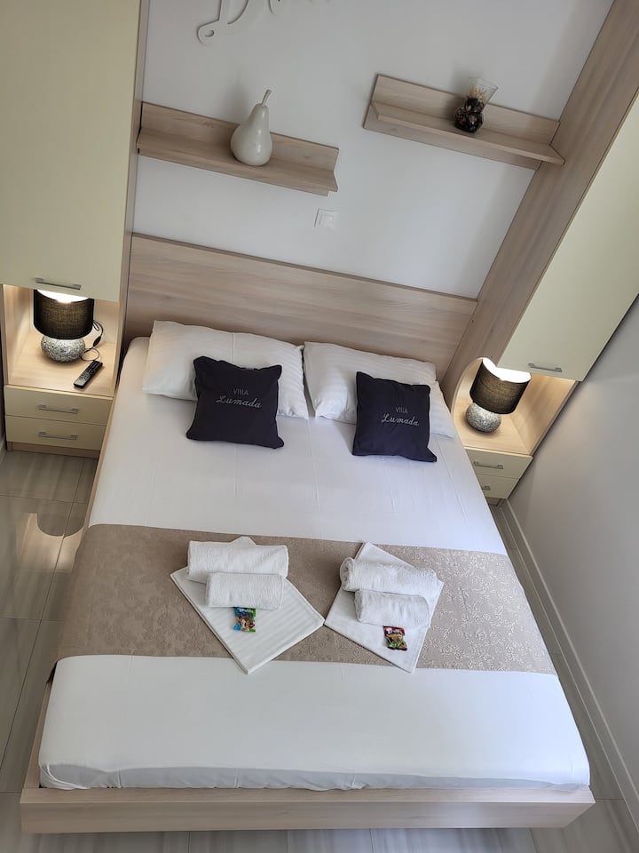 საძინებელი 1