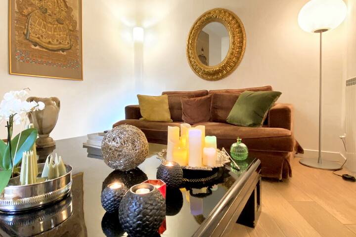 Elegant Apartment in Rome, Parioli District gallery image 3