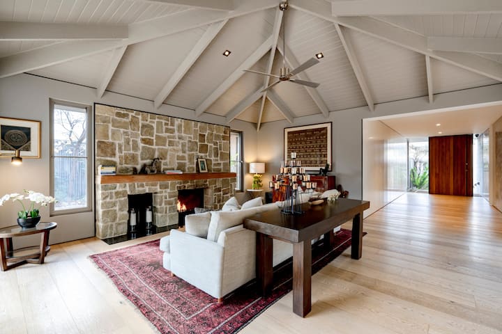 Bluff House – Book Now for Summer 2026 gallery image 2