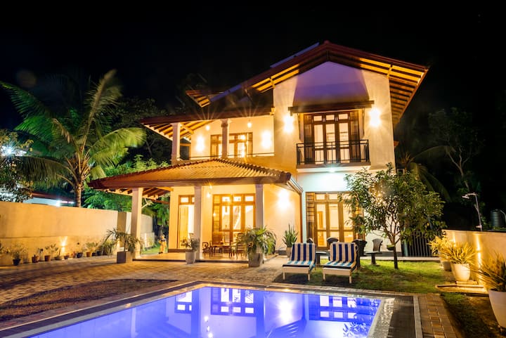 Villa Wild Air -5br Private Pool- 5 Min Beach- Eco - Hikkaduwa