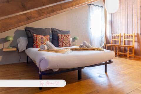 Ideal duplex apartment with sunshine & parking