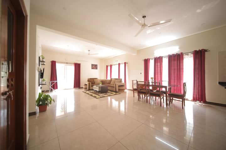 Luxury 2bhk Apartment| Parking & Balcony|bangalore - Bengaluru
