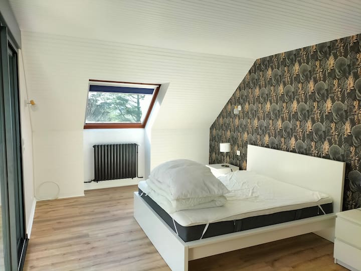Საძინებელი 5: ორადგილიანი საწოლი 160*200
Bonne literie (matelas Emma)