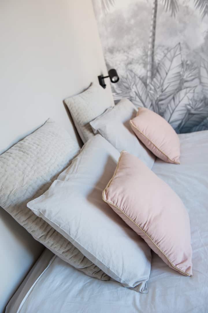 mito ya kustarehesha