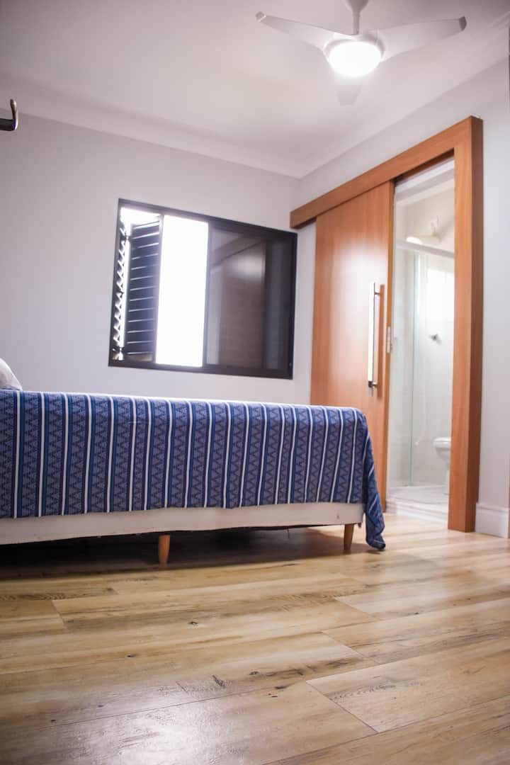 საძინებელი 1