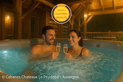 Luxury Castle Treehouse - Spa/Jacuzzi and Sauna