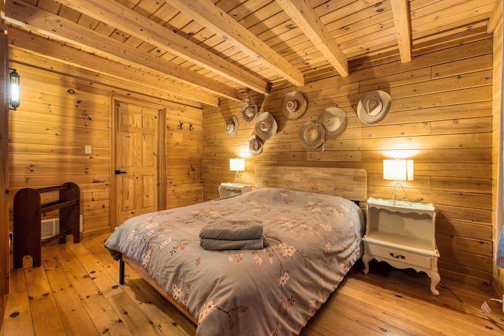 غرفة النوم 1