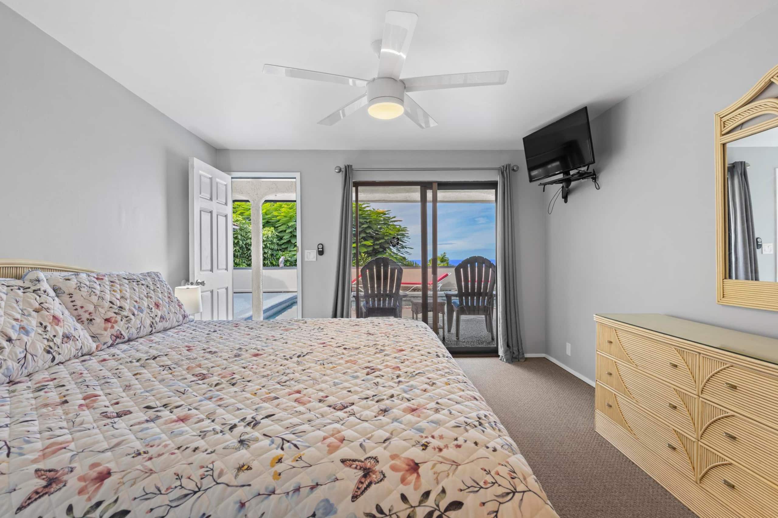 Home in Kailua-Kona · ★4.67 · 4 bedrooms · 7 beds · 4.5 private baths - Image 18