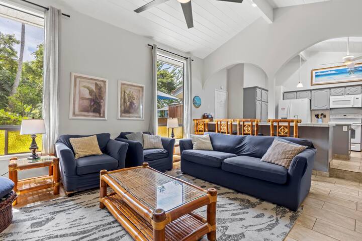 Private Pool & Hot Tub, Breathtaking Ocean Views! gallery image 5